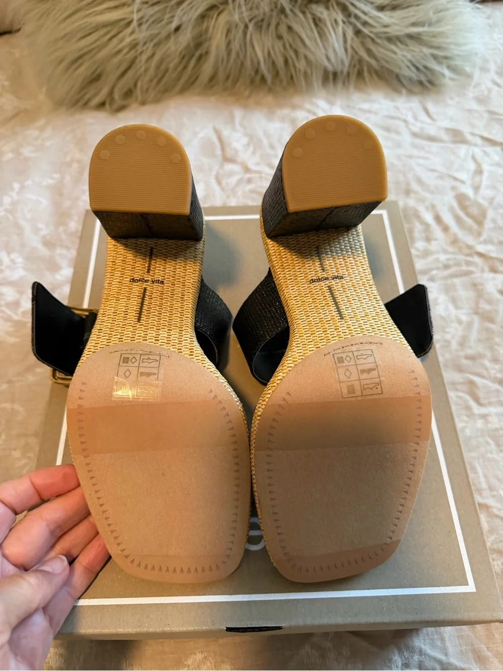 NWT Dolce Vita Onnie Black Raffia Sandal, 
Size 8.5 - Picture 7 of 9